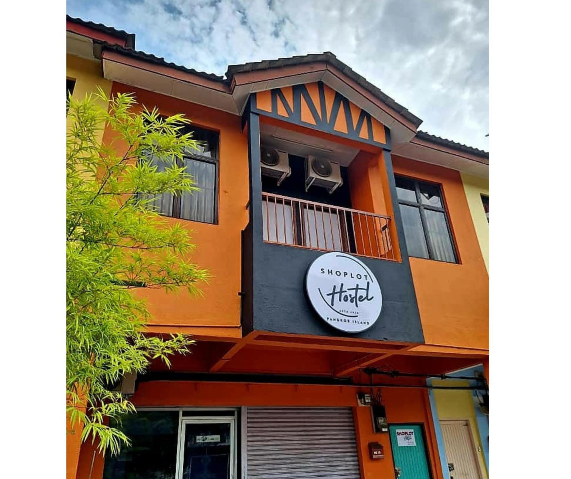 Shoplot Hostel Pangkor Kampong Pasir Bogak Exterior photo