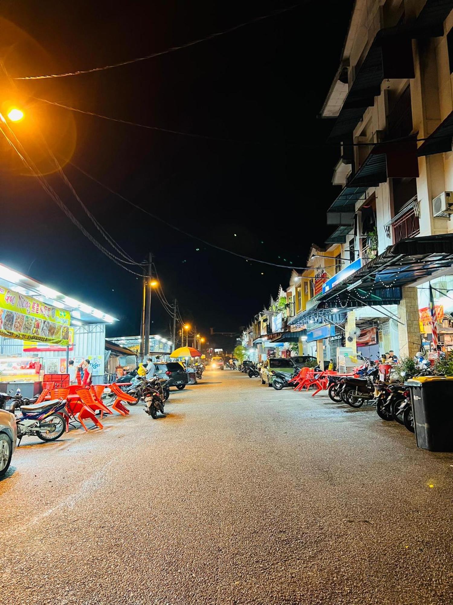 Shoplot Hostel Pangkor Kampong Pasir Bogak Exterior photo